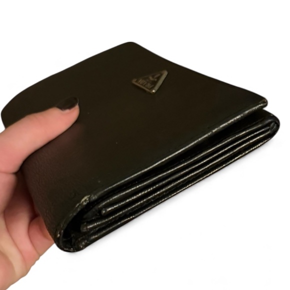 Authentic Prada Large Saffiano Leather Long Flap Large Wallet Black - Picture 8 of 15